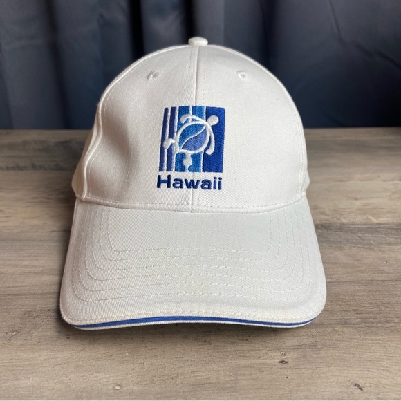 Hawaii Strapback Hat White OSFA Adjustable Embroidered Vented Holes Surfware - Picture 1 of 7